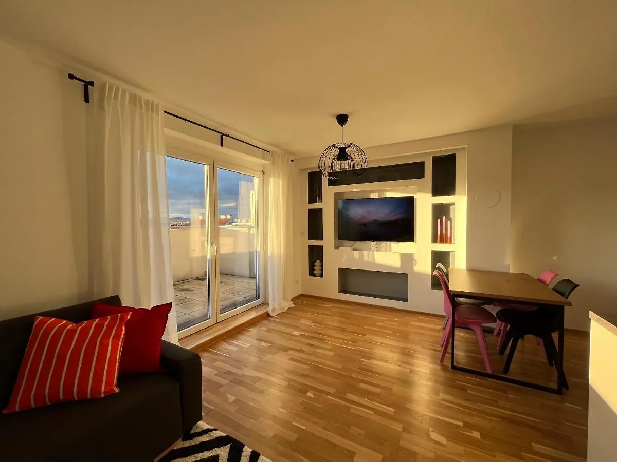 Διαμέρισμα Penthouse Near Central Station With Free Parking Βιέννη